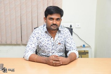 Maruthi Interview About Rojulu Marayi